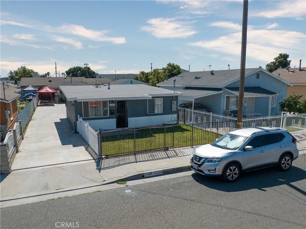 Cudahy, CA 90201,5228 Cecilia ST