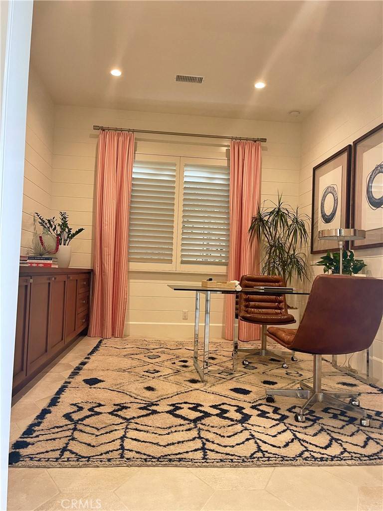 Irvine, CA 92602,117 Appian
