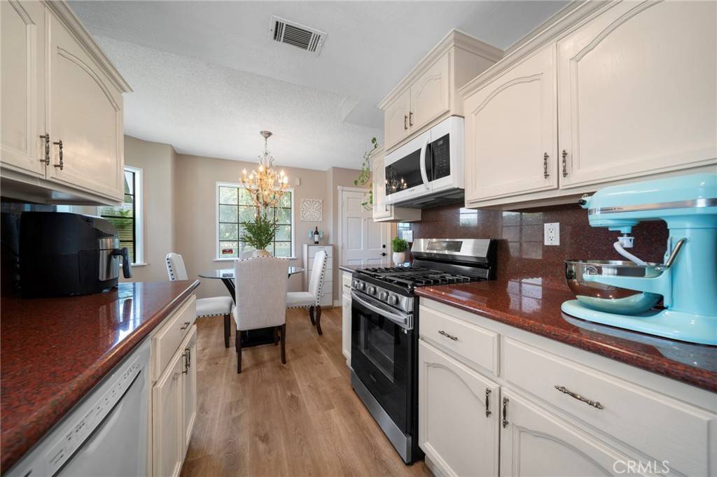 West Covina, CA 91790,101 Poxon PL