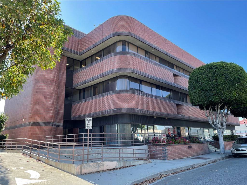 Monterey Park, CA 91754,223 N Garfield Ave #205