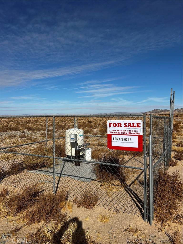 Newberry Springs, CA 92365,49652 Silver Valley RD