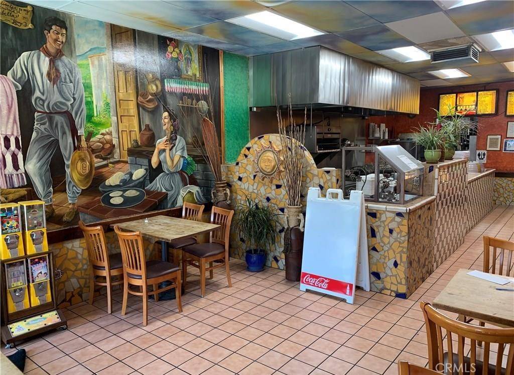 Pasadena, CA 91104,1251 N Lake AVE