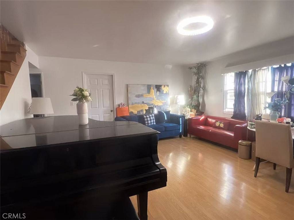 Arcadia, CA 91006,5522 Farna AVE