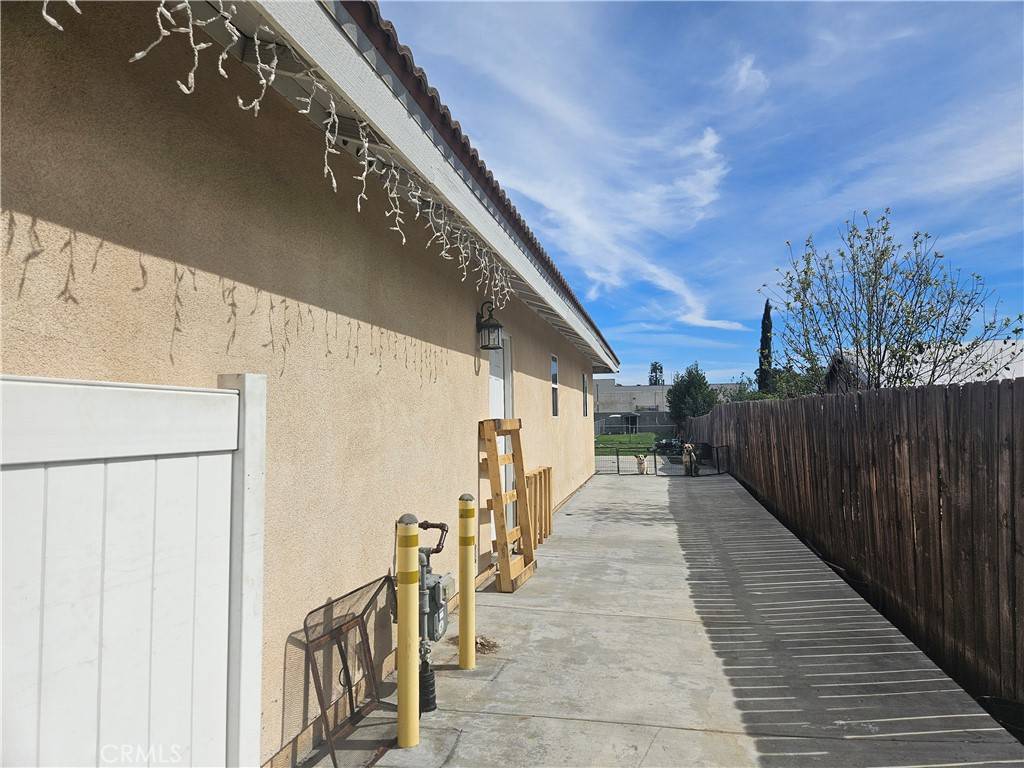 Ontario, CA 91762,1855 S Fern AVE