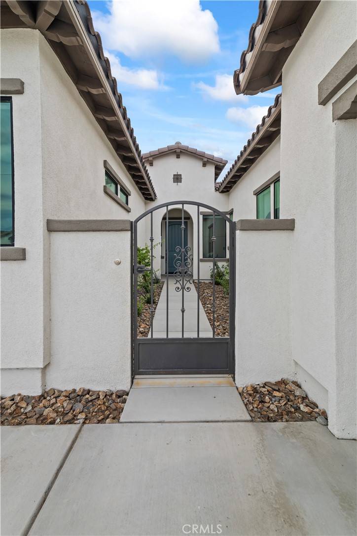 Palm Desert, CA 92211,49865 Crescent