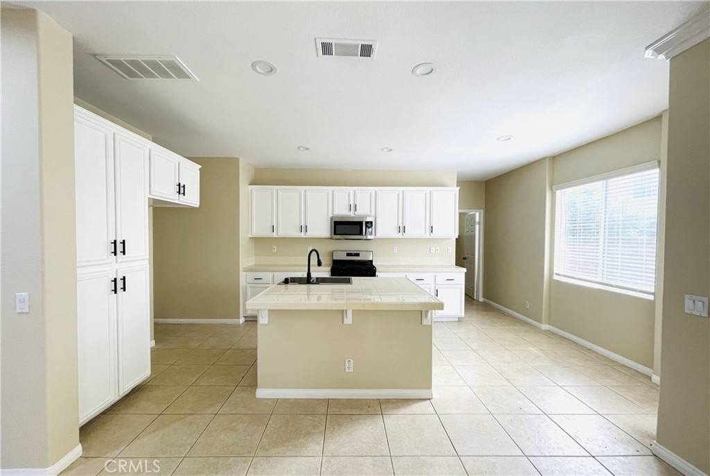 Chino Hills, CA 91709,16100 Tamarind Terrace