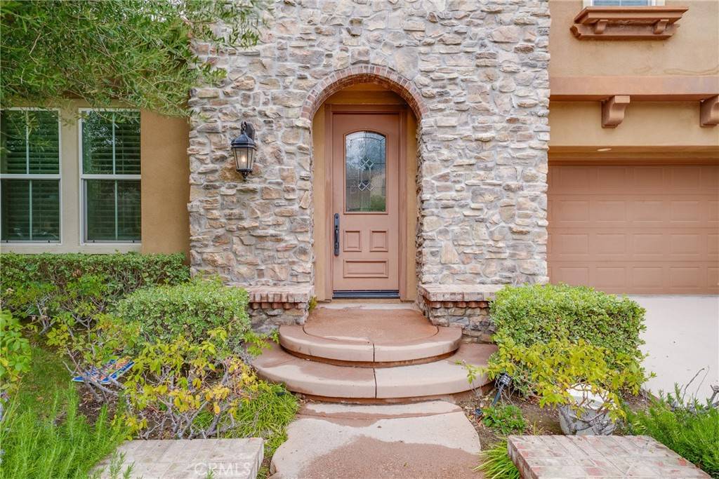 Irvine, CA 92603,113 Tearose