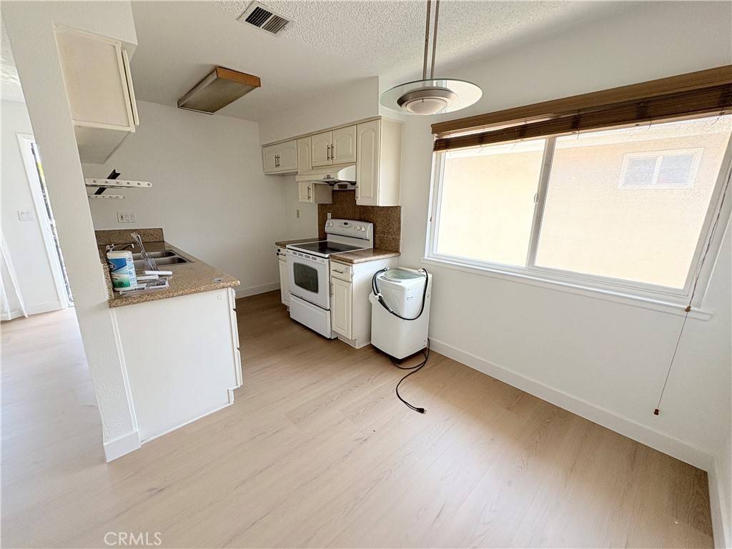 Rowland Heights, CA 91748,18131 Camino Bello #4