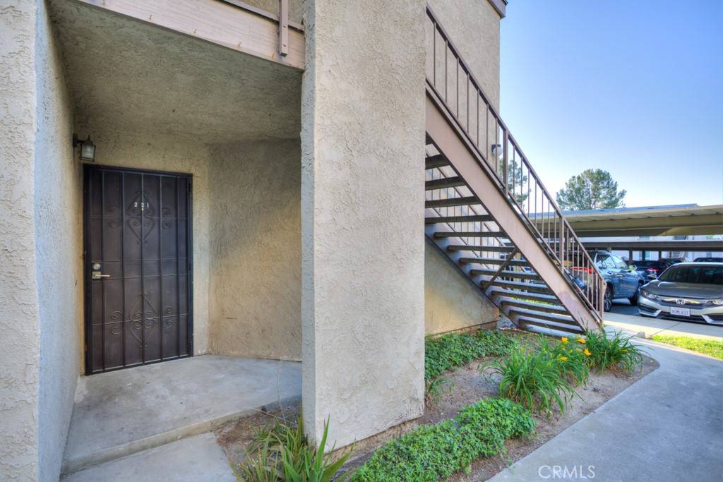Hacienda Heights, CA 91745,17056 Colima RD #221