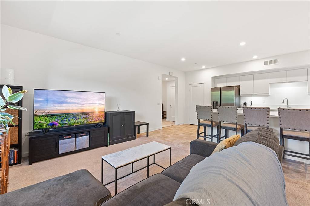 Brea, CA 92821,400 W Central AVE #302