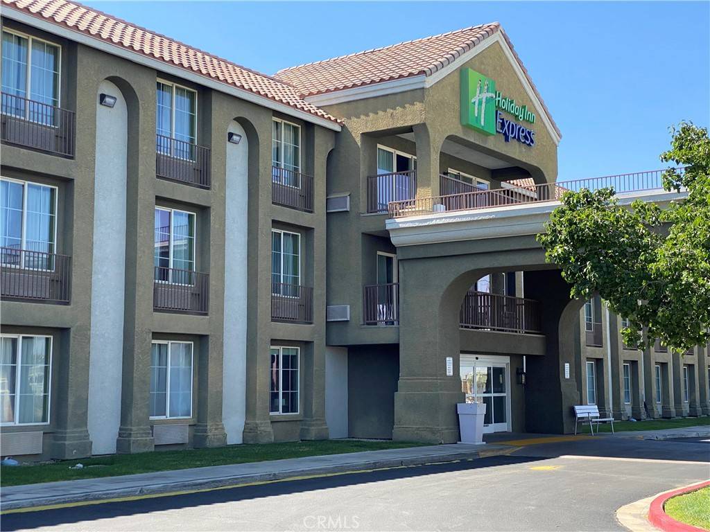 Lancaster, CA 93534,43719 17th ST W