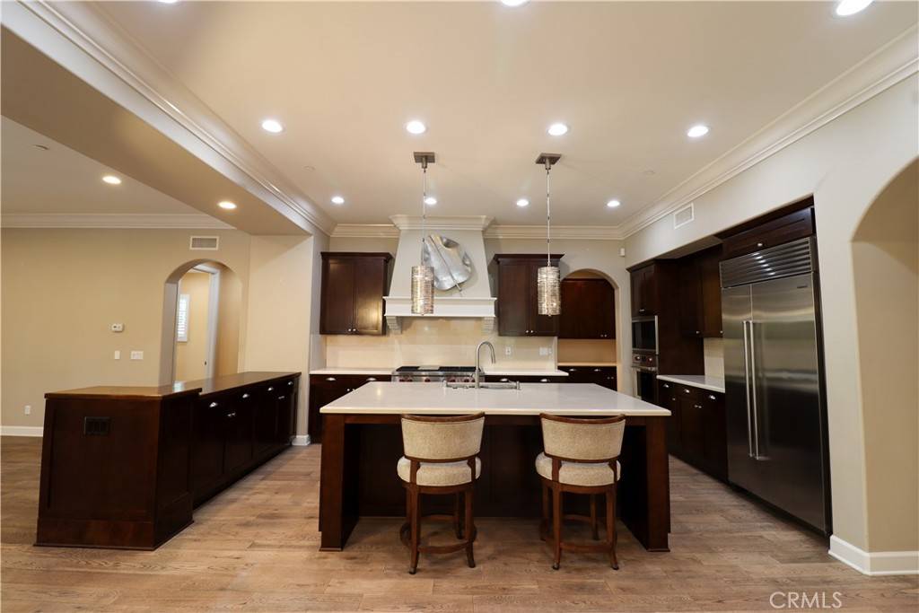 Irvine, CA 92602,7 Zephyr