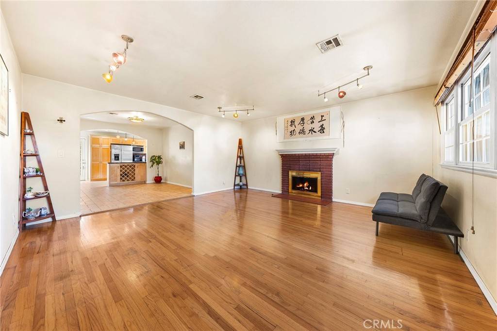 Fullerton, CA 92831,228 S Norman AVE