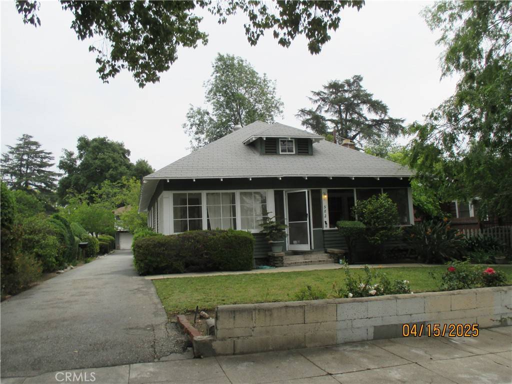 Pasadena, CA 91101,582 N Oakland AVE