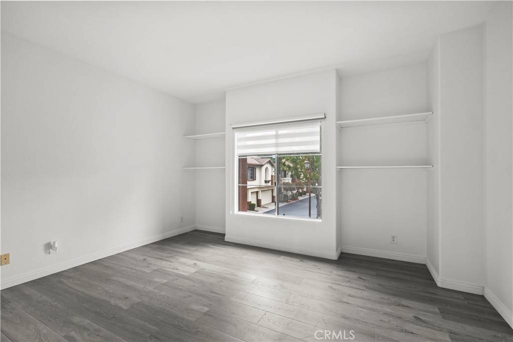 Tustin, CA 92782,2960 Champion WAY #2706