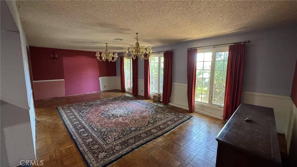 Glendora, CA 91741,326 E Sierra Madre AVE