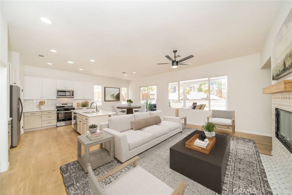 Desert Hot Springs, CA 92240,13444 Mountain Top DR
