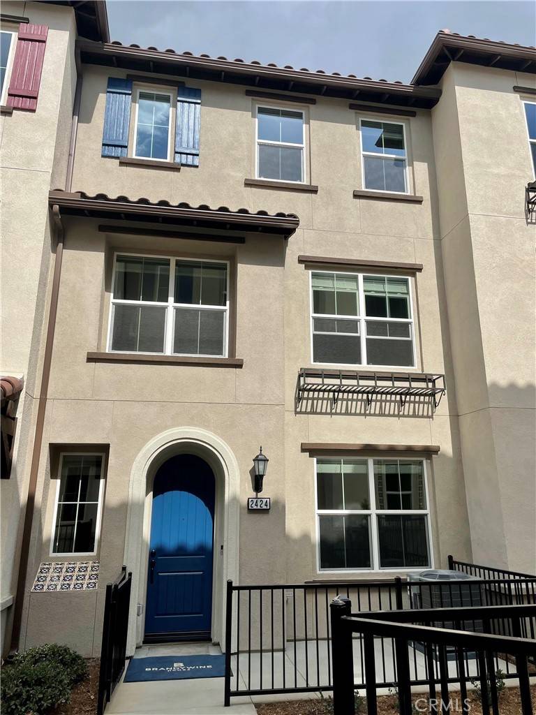 Placentia, CA 92870,2424 Villena WAY