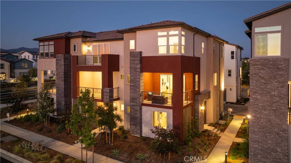Irvine, CA 92618,104 Abacus