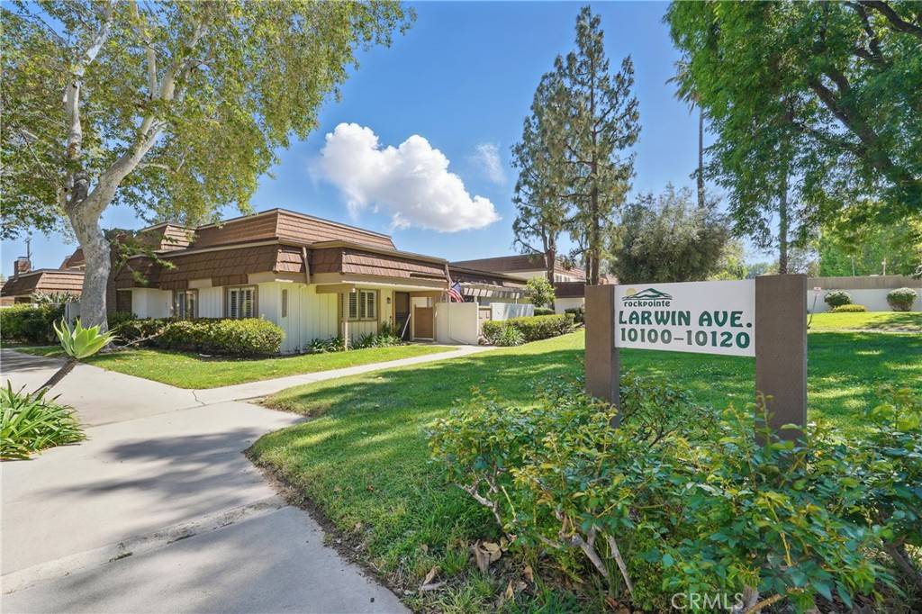 Chatsworth, CA 91311,10100 Larwin AVE #1