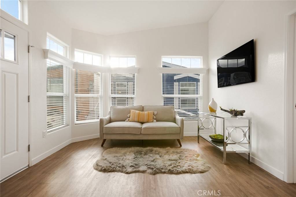 North Hollywood, CA 91605,8250 Lankershim BLVD #40