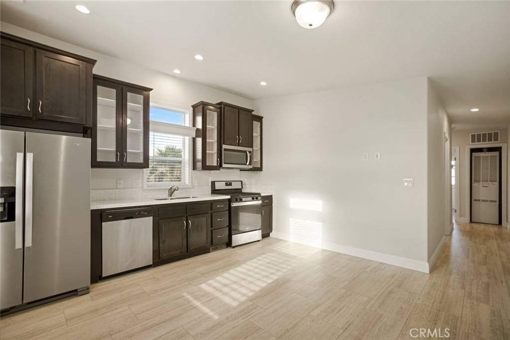 North Hollywood, CA 91605,8250 Lankershim BLVD #196