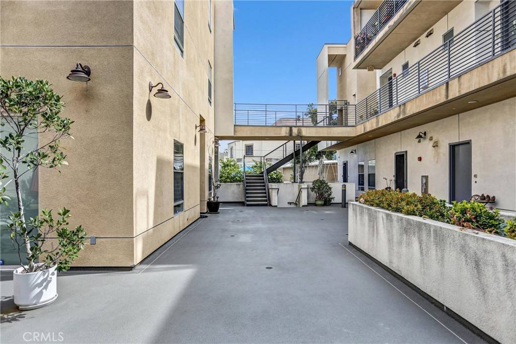 South Pasadena, CA 91030,1401 Mission ST #105