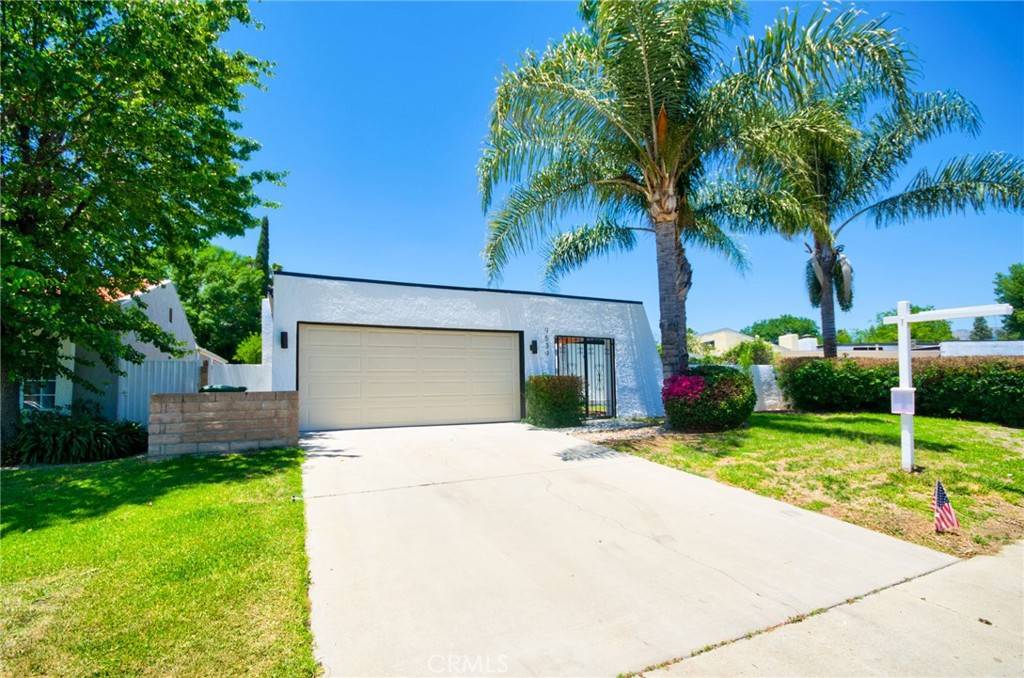 Northridge, CA 91324,9539 Gladbeck AVE