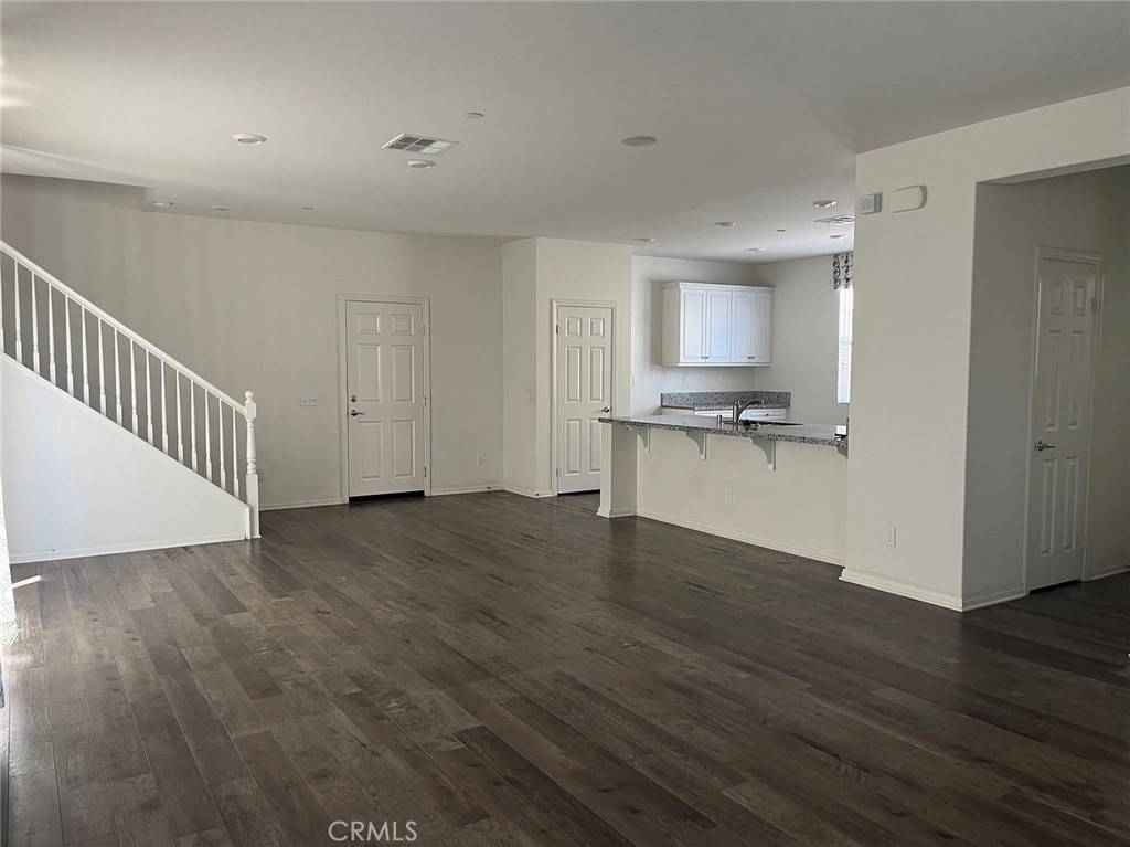 Eastvale, CA 92880,13084 Irisbend AVE