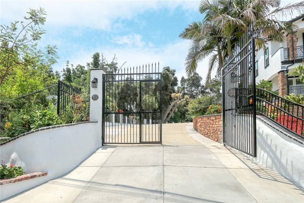 West Covina, CA 91791,3264 E Holt Ave