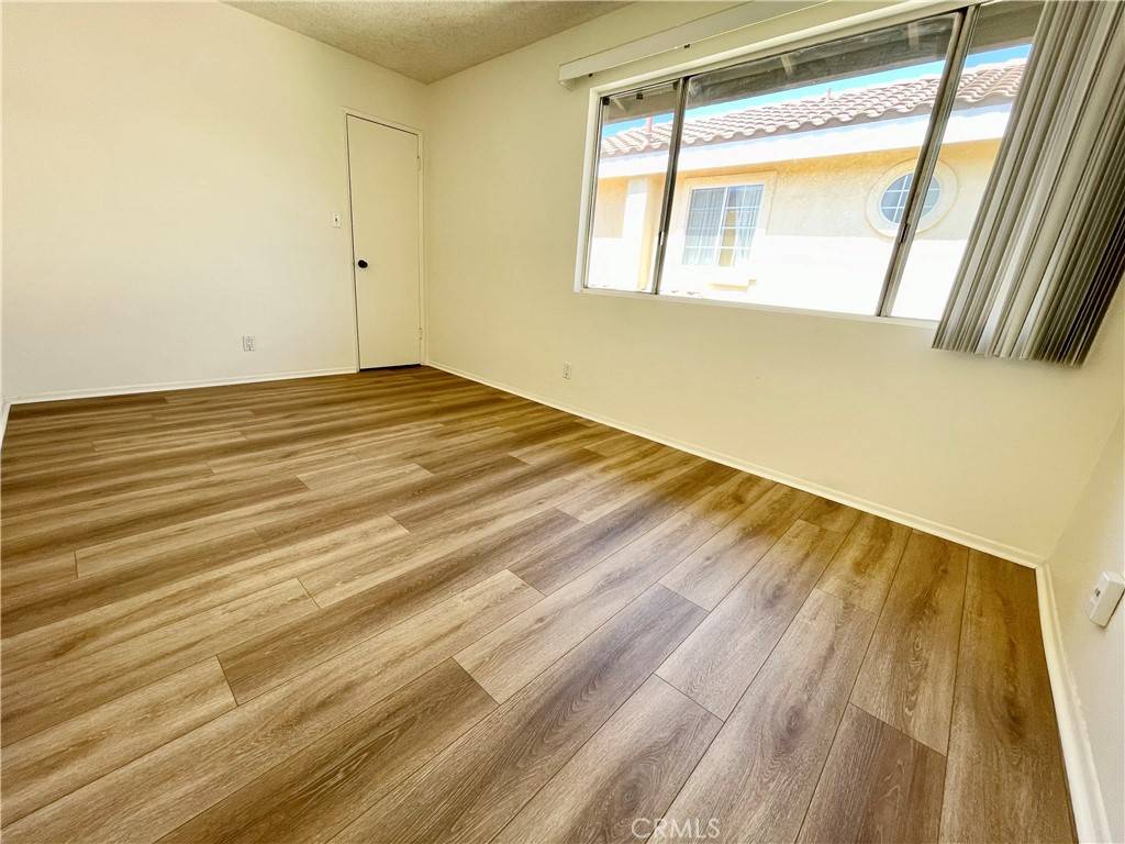 Monterey Park, CA 91755,220 N Alhambra AVE #B