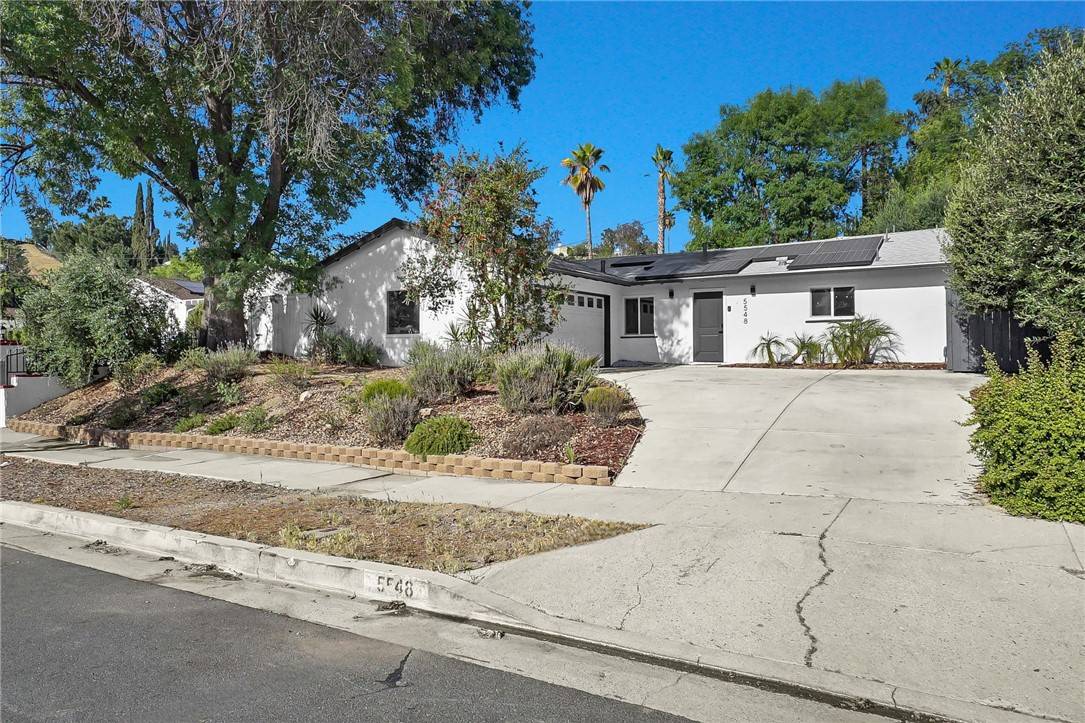 Los Angeles, CA 91367,5548 Irondale AVE