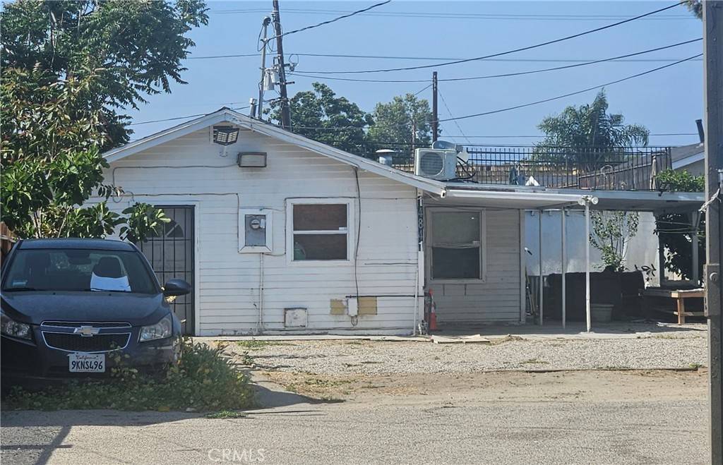 Van Nuys, CA 91405,14841 Archwood ST