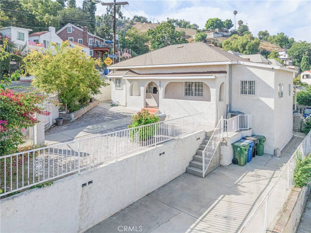 Los Angeles, CA 90032,4297 Moonstone DR