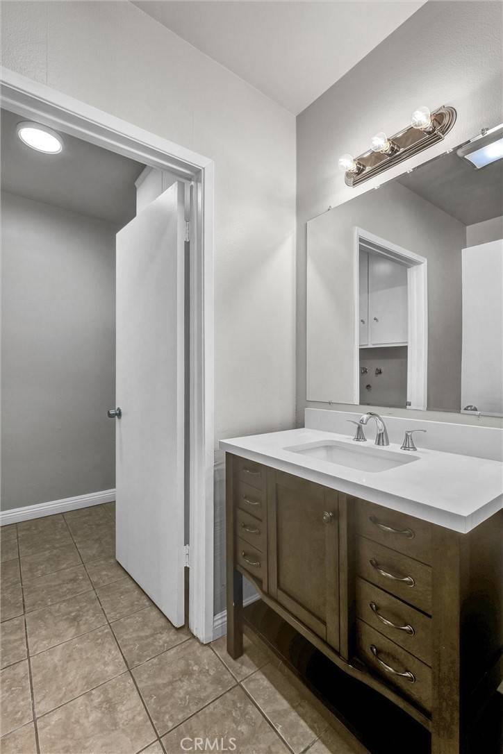 Inglewood, CA 90305,3500 W Manchester BLVD #459
