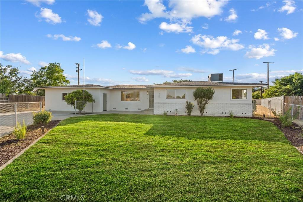 Hanford, CA 93230,11348 Fern LN