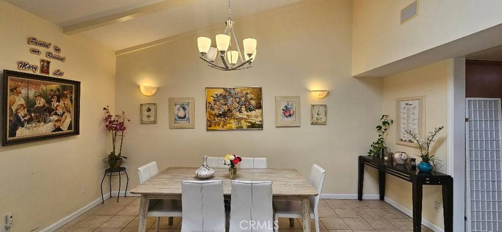 Woodland Hills, CA 91367,23511 Berdon ST