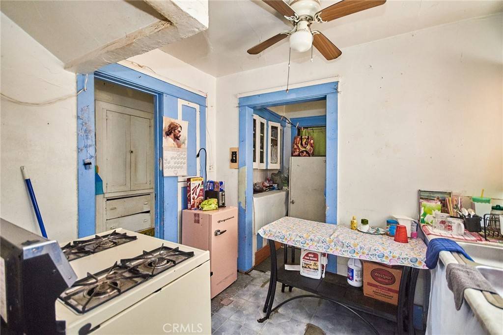 Los Angeles, CA 90032,2602 Onyx DR