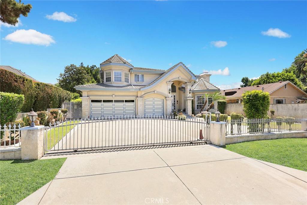 Arcadia, CA 91006,1526 S 2nd AVE