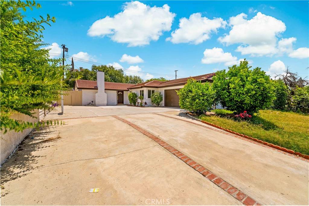 Northridge, CA 91324,9324 Rhea AVE