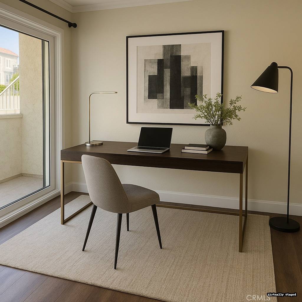 Los Angeles, CA 90024,440 Veteran AVE #101