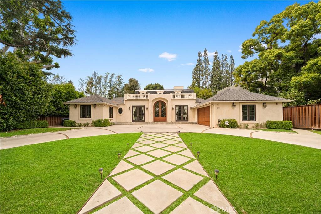 Pasadena, CA 91105,325 W Bellevue DR