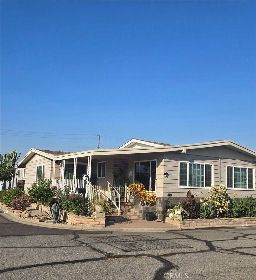 Pico Rivera, CA 90660,8509 Beverly #65