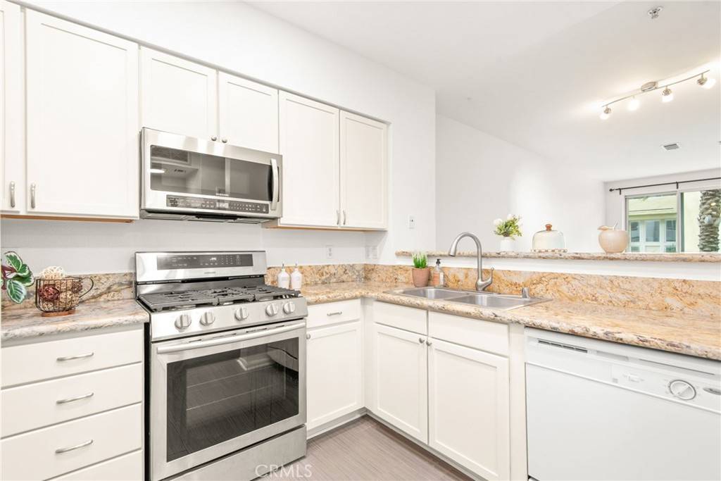 Playa Vista, CA 90094,6400 Crescent E #121