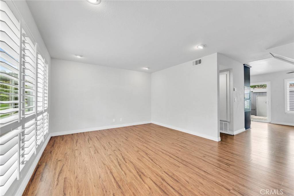 Diamond Bar, CA 91765,23509 Twin Spring LN