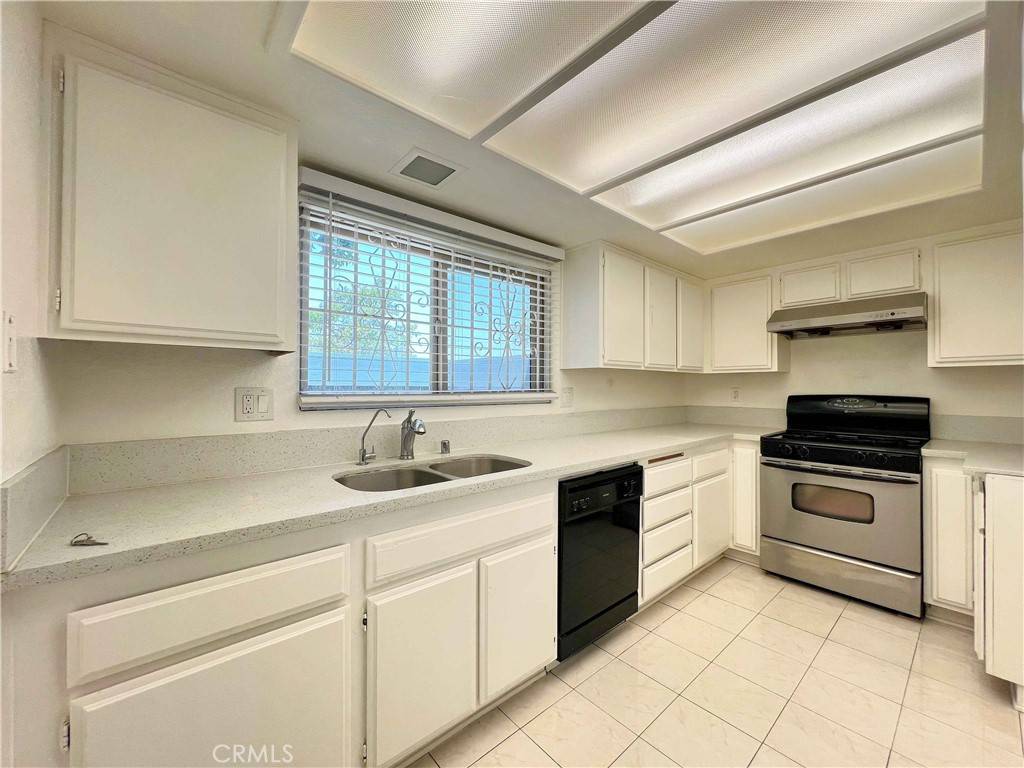 La Puente, CA 91744,309 Whispering Pine LN