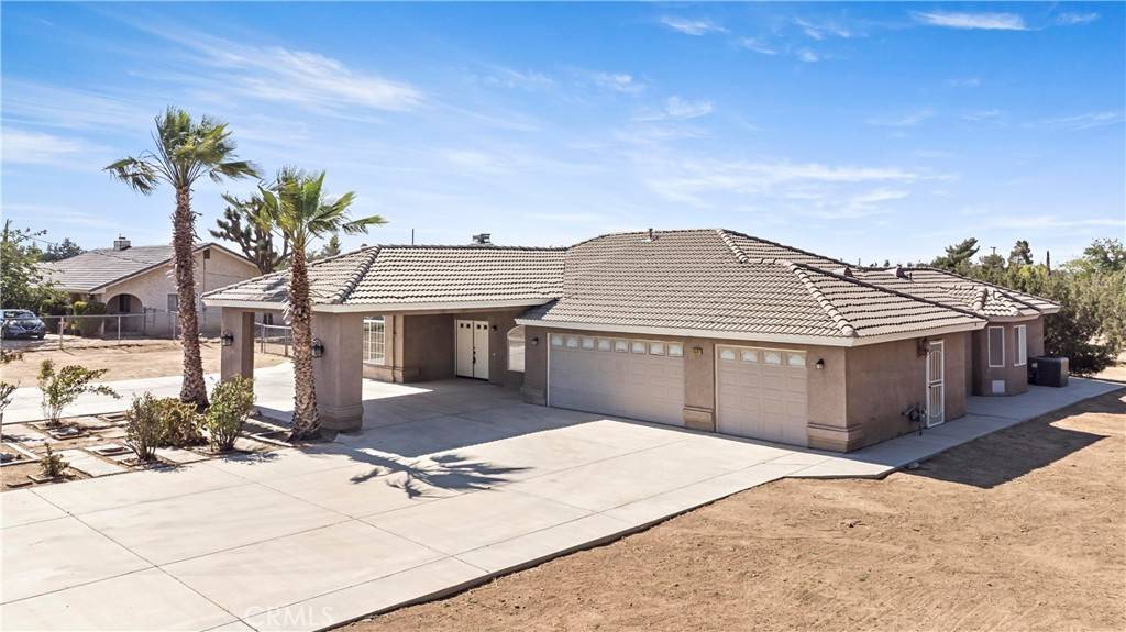 Hesperia, CA 92345,15562 Ranchero RD