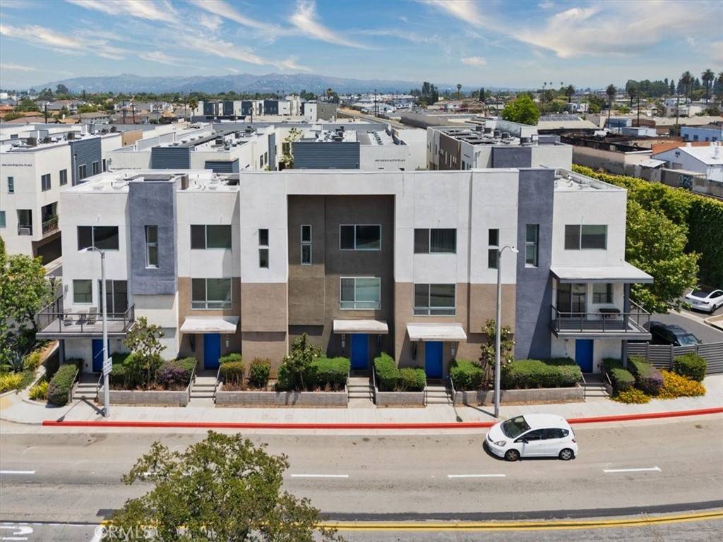 Montebello, CA 90640,315 Mission RD