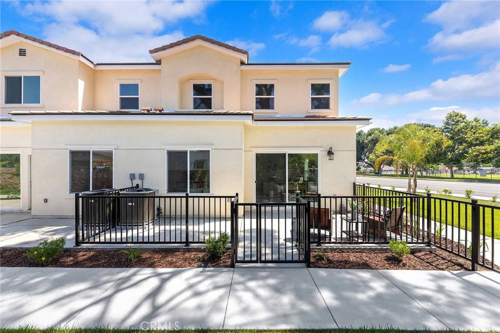 Pomona, CA 91766,1220 S San Antonio AVE