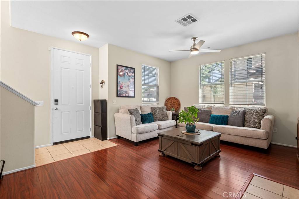 Perris, CA 92571,3385 Night Bloom LN